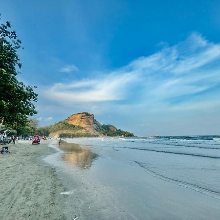 Sea&Mountain View,5 Mins Walk To Famous Beach With King Size Bed Hua Hin Exterior photo