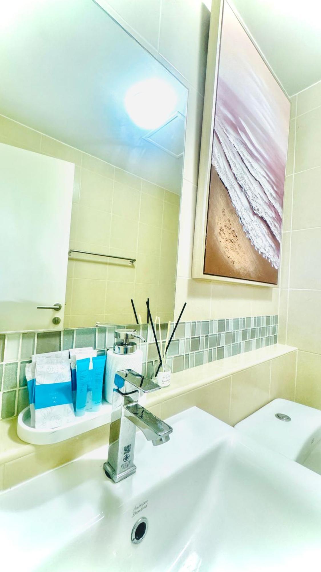 Sea&Mountain View,5 Mins Walk To Famous Beach With King Size Bed Hua Hin Exterior photo