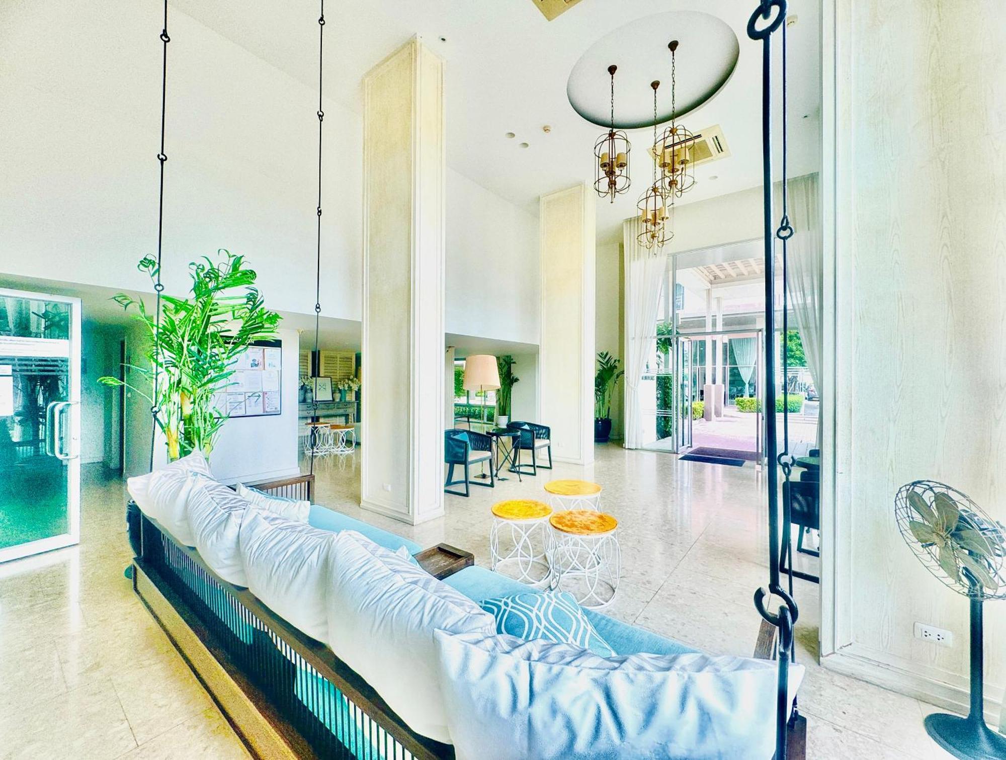 Sea&Mountain View,5 Mins Walk To Famous Beach With King Size Bed Hua Hin Exterior photo
