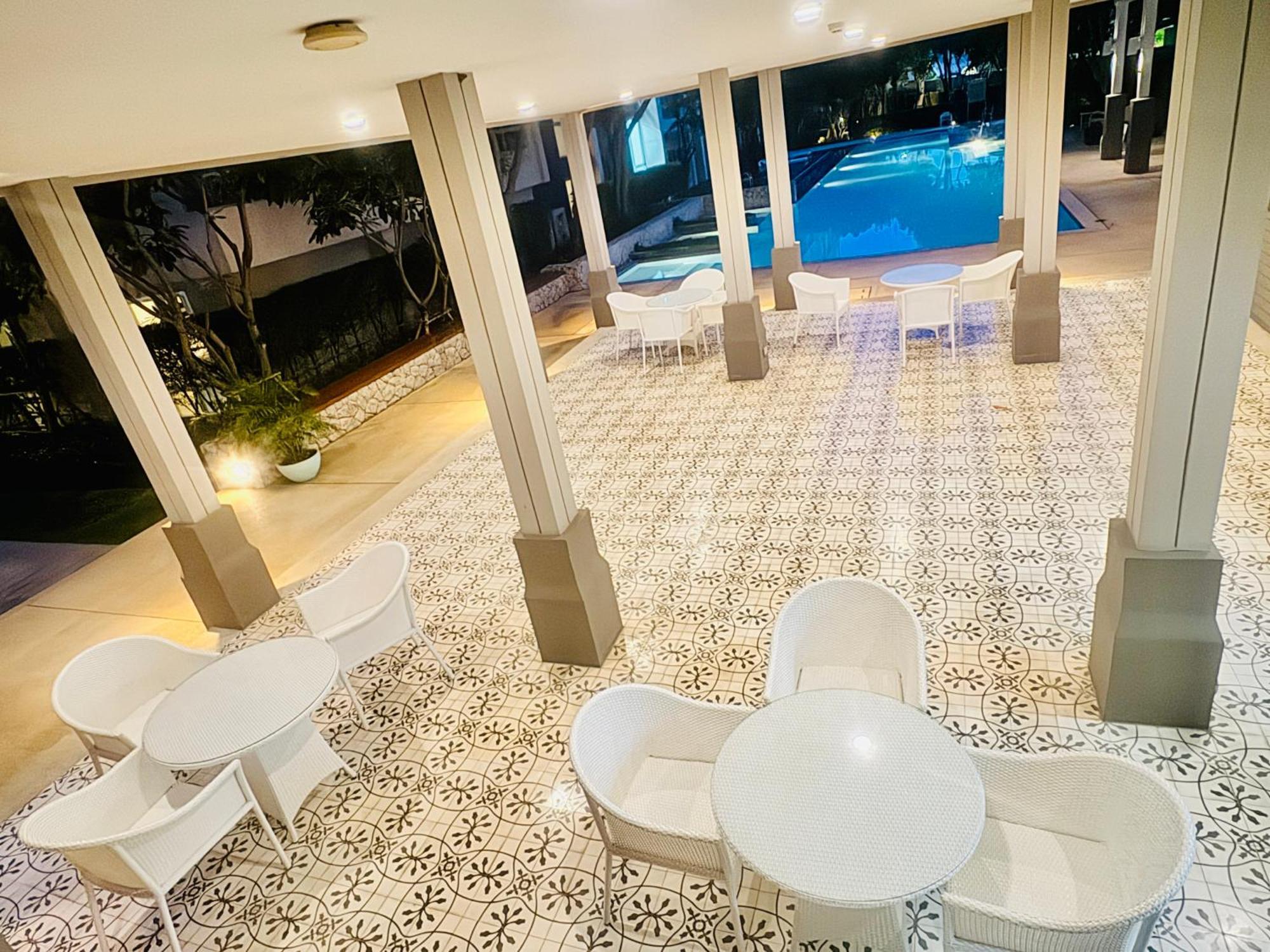 Sea&Mountain View,5 Mins Walk To Famous Beach With King Size Bed Hua Hin Exterior photo