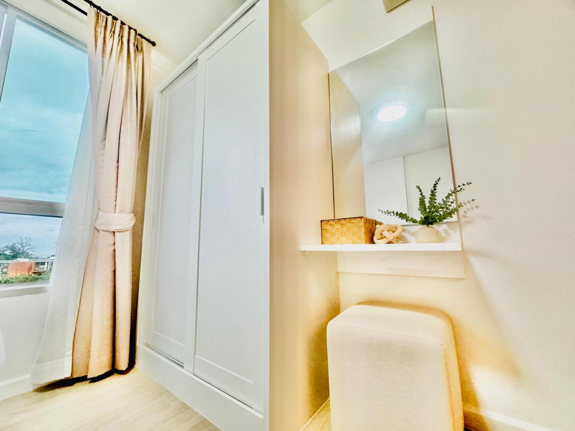 Sea&Mountain View,5 Mins Walk To Famous Beach With King Size Bed Hua Hin Exterior photo